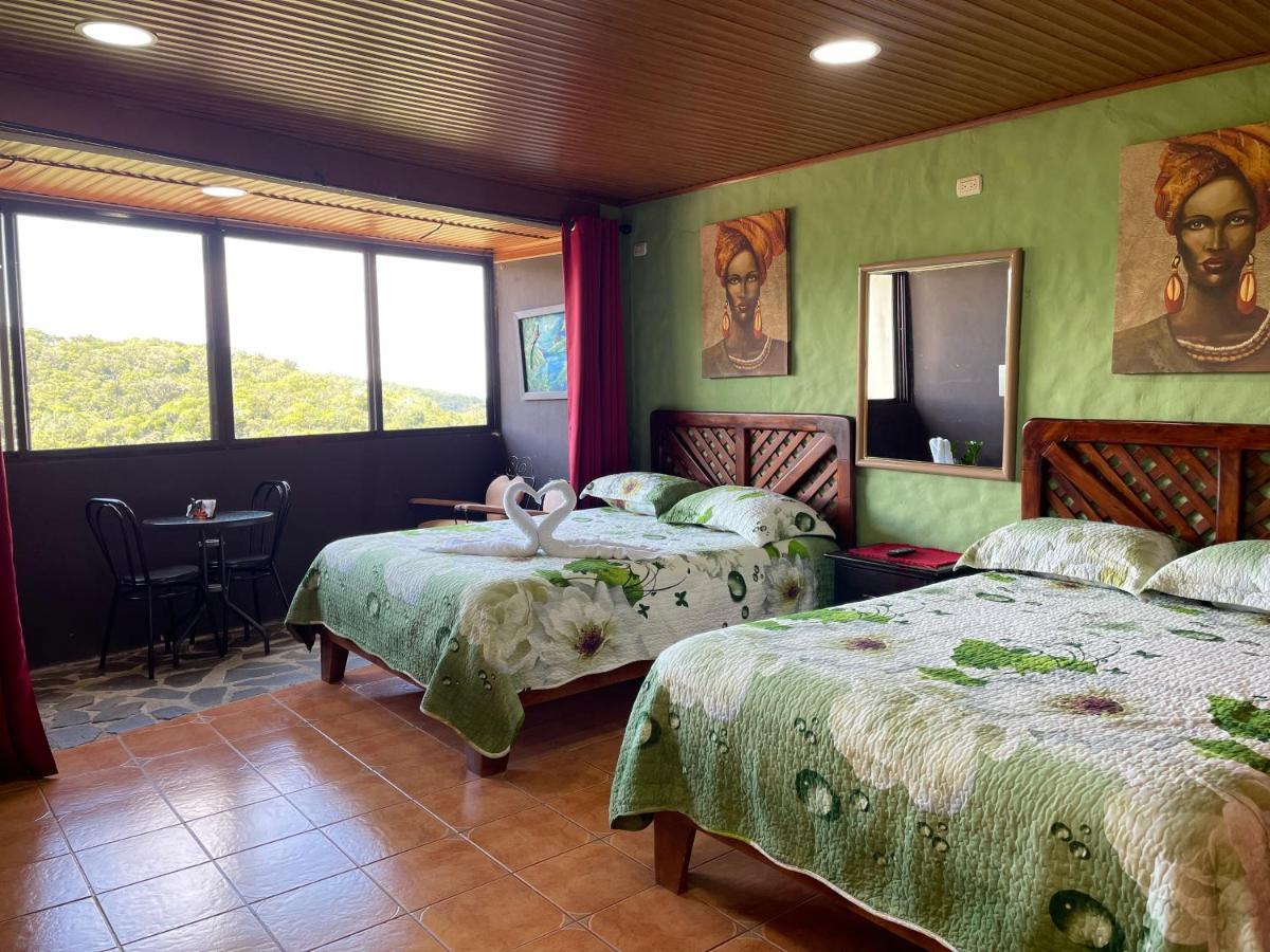 Cabinas Vista Al Golffo Monteverde Exterior photo